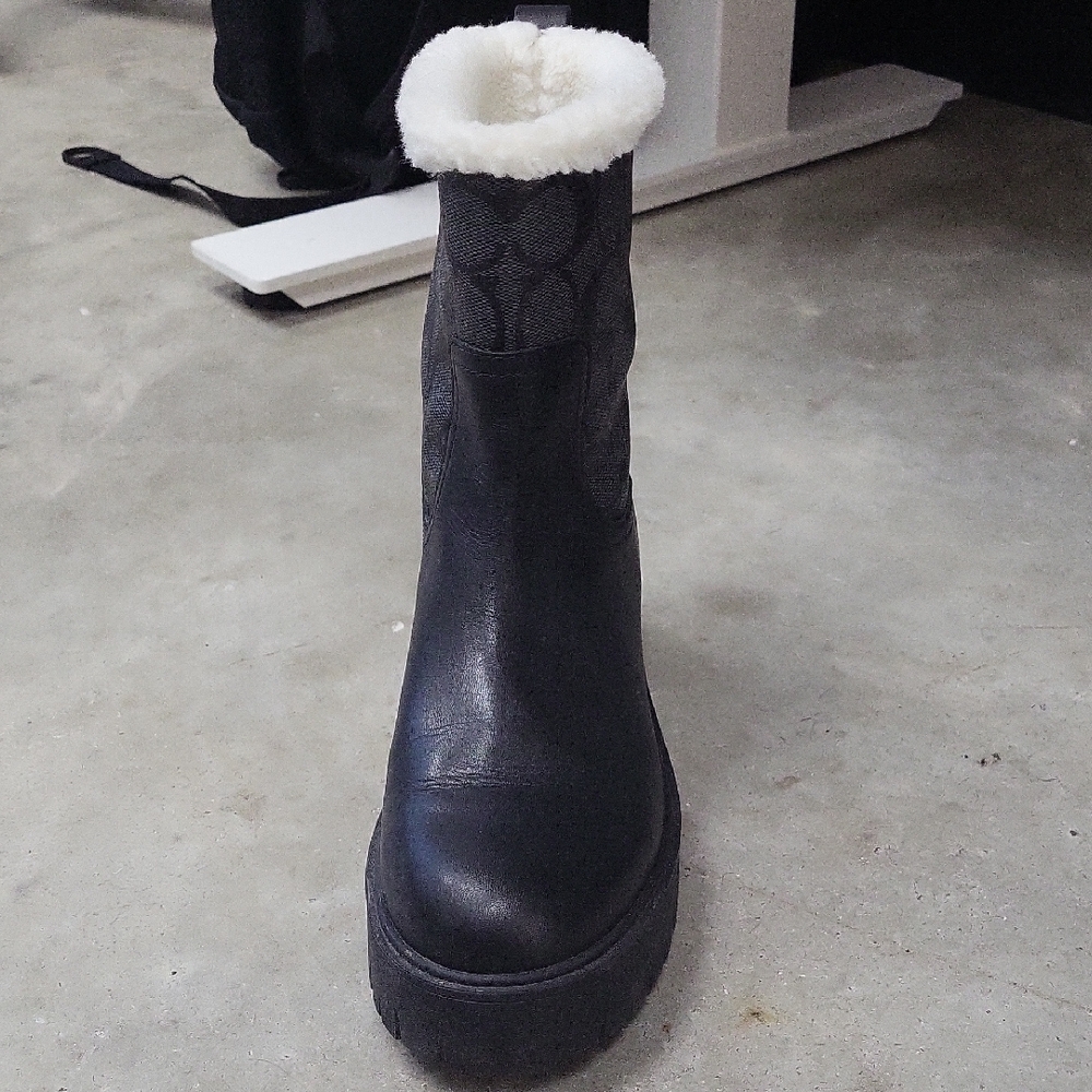 Coach Black and Gray Winter Boots Like New